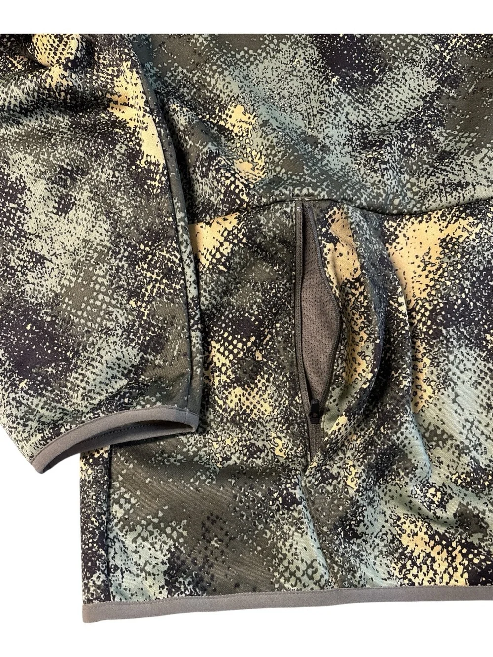 Nike Therma-FIT Men’s Camo Fleece Training Pullover Hoodie NWT Size Large